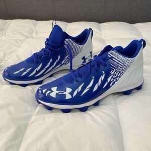Under Armour Men's Spotlight Franchise RM Football Cleats